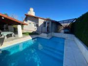 Casa venta contry en Canning jardin parrilla