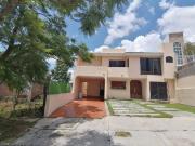 Casa venta de oportunidad Bugambilias vista espectacular...