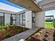 CASA VENTA EL QUIMILAR CITY BELL A ESTRENAR PILETA