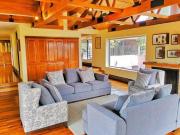 Casa Venta, en Cerrada con gran jardín La Herradura