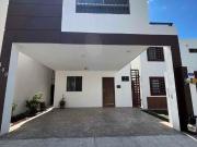 Casa Venta en Cumbres Renacimiento 2 sect