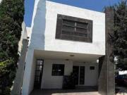 CASA VENTA EN CUMBRES RENACIMIENTO 2 SECT EN PRIVADA...