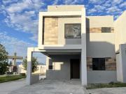 Casa VENTA en esquina en La Cordillera
