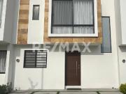 CASA VENTA EN JURIQUILLA