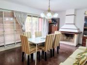 CASA VENTA EN LA PLATA 3 DORMITORIOS