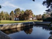 CASA VENTA EN LOTE DE 3563 M2 APTA C. HIPOTECARIO