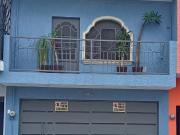 Casa venta en Medrano con estacionamiento y 3 recamaras