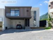 Casa Venta en Monterrey, Vistancias 2 Sector