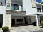 CASA VENTA EN PRIVADA LOS VIENTOS, CARRETERA NACIONAL