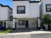 Casa venta en Puente Cantera, fracc. cerrado, zona...