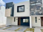 CASA VENTA EN VALLE IMPERIAL ZAPOPAN JALISCO