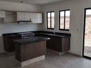 CASA VENTA FRACCIONAMIENTO LUGANO LEON GTO