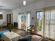 CASA VENTA LA PLATA 4 DORMITORIOS COCHERA PARQUE