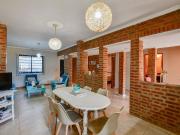 CASA VENTA LA PLATA 4 DORMITORIOS PILETA