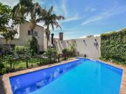 CASA VENTA LA PLATA 4 DORMITORIOS PILETA COCHERA