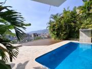 CASA VENTA LOMAS DE LAS MERCEDES 1400M2 CONST. 1008M2 TNO