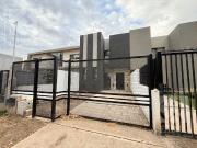 Casa venta Los Plátanos, Cipolletti, 3 dormitorios, 2...