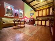 Casa Venta Lucena, Lucena