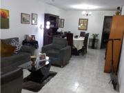 CASA VENTA MEDELLN LAURELES