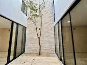 CASA VENTA MÉRIDA, RECÁMARA EN PLANTA BAJA, 3 HABITS....