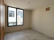CASA VENTA NUEVA PUNTO SUR 1 JUNTO PLAZA CON ROOFTOP...