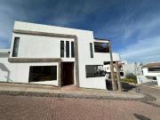 Casa venta Pedregal Schoenstatt Corregidora