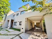 Casa VENTA pileta 6 ambientes B. Bermudas Pilar