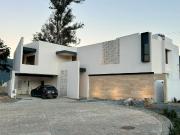 CASA VENTA por el barrial PEDREGAL DEL HUAJUCO SANTIAGO