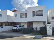 casa venta Querétaro real de juriquilla amplia con tv y...
