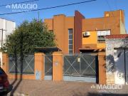 CASA VENTA RAMOS MEJIA 5 AMBIENTES