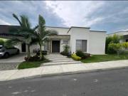 Casa Venta Sector Club Campestre
