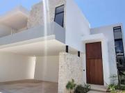 CASA VENTA TEMOZON YUCATAN 3 RECAMARAS ESTUDIO