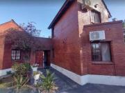 CASA VENTA UDAONDO LELOIR 3 DORMITORIOS PARQUE PILETA...