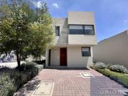 Casa venta Zakia Queretaro el Refugio cerca universidad...