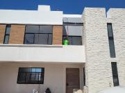 CASA VENTA ZIBATA Pitahayas con sótano y roof