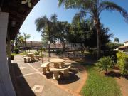 Casa Vila Borghese III com 2 dormitórios possibilidade...