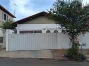 CASA VILA SÃO LUCIO BOTUCATU / SP