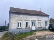 Casa / Villa em Alvorninha