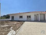 Casa / Villa T2 em Branca de 130,00 m²