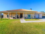 Casa / Villa T3 em Santa Cruz da Trapa e São Cristóvão...