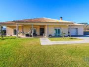 Casa / Villa T3 em Santa Cruz da Trapa e São Cristóvão...