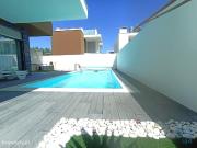 Casa / Villa T3 em Tornada e Salir do Porto de 180,00 m2
