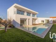 Casa / Villa T4 em Charneca de Caparica e Sobreda