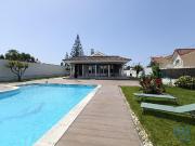 Casa / Villa T4 em Charneca De Caparica E Sobreda de...