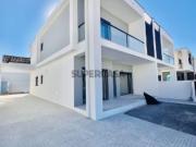 Casa / Villa T4 em Fernão Ferro de 200,00 m²