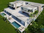 Casa / Villa T4 em Igreja Nova e Cheleiros de 326,00 m²