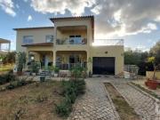 Casa / Villa T4 em Santa Bárbara de Nexe de 275 m²