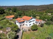 Casa / Villa T5 em Lourosa de 572,00 m2