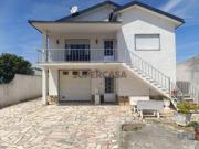 Casa / Villa T6 em Atouguia da Baleia de 230,00 m²