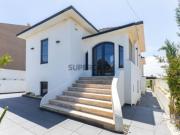 Casa / Villa T6 em Gulpilhares E Valadares de 346,00 m²
